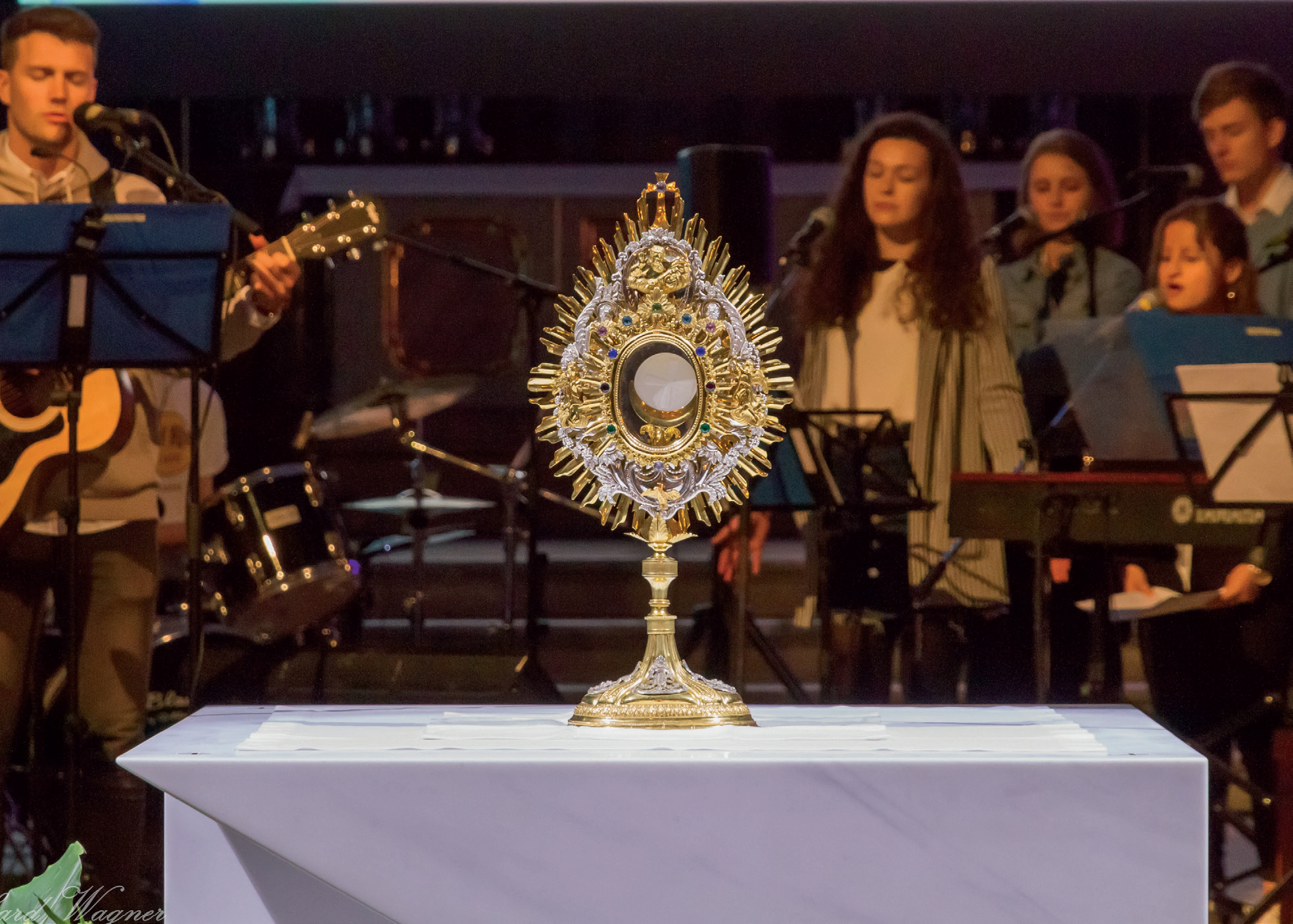 Kostbarkeiten in unseren Gotteshäusern. Allerheiligstes in der Monstranz (© Herr Mag. Bernhard Wagner)