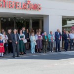 Fronleichnam-Fronleichnamsprozession-Offnerplatzl-Anwesende