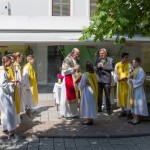 Fronleichnam-Fronleichnamsprozession-Offnerplatzl-Dechant-Hofer-Ministranten_4