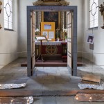 Lange-Nacht-der-Kirchen-Barmherzigkeitspfad-Pforte_1