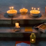 Lange-Nacht-der-Kirchen-Barmherzigkeitspfad-Kerzen_1