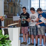 Jahresabschluss-Gottesdienst-Eroeffnungsgesang_3