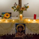 Morgengebet-Herbstliche-Gestaltung-des-Altares_2