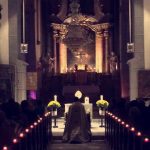 Abend-der-Barmherzigkeit-Ansicht-durch-den-Mittelgang_1