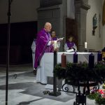 Vorabendgottesdienst-Segnung-Adventkraenze_1