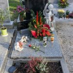 Allerheiligen-Grab-unseres-verstorbenen-Stadtpfarrmessners_1