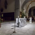 Abend-der-Barmherzigkeit-Blick-zu-Volksaltar-und-Monstranz